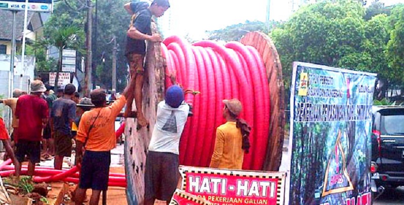     Potong Kabel Sepihak, Pemprov DKI Jakarta Disomasi